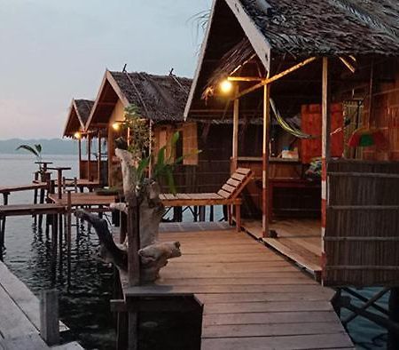 Mawar Homestay Besir Kültér fotó