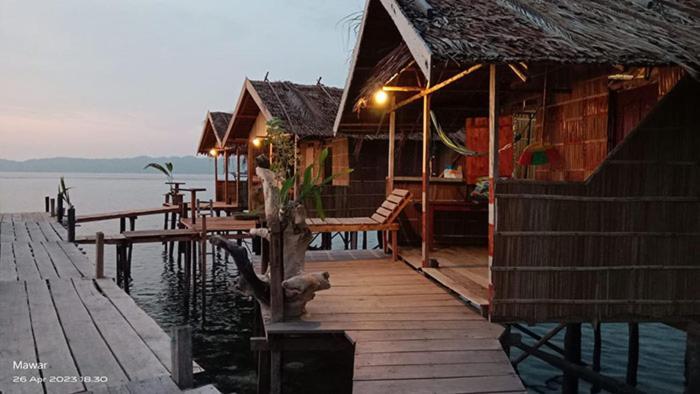 Mawar Homestay Besir Kültér fotó